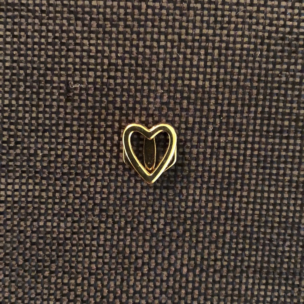 *NWOT* Keep Collective Heart charm